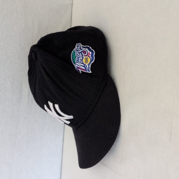 Vintage NY Yankees 1998 World Series Baseball Hat Fitted 7 New Era Blue Wool - Picture 2 of 8